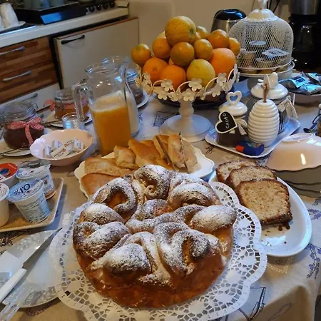 Ai Tre Archi Bed & Breakfast *